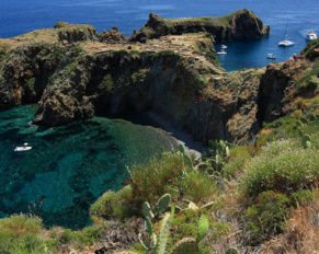 Panarea - vista sul villaggio preistorico