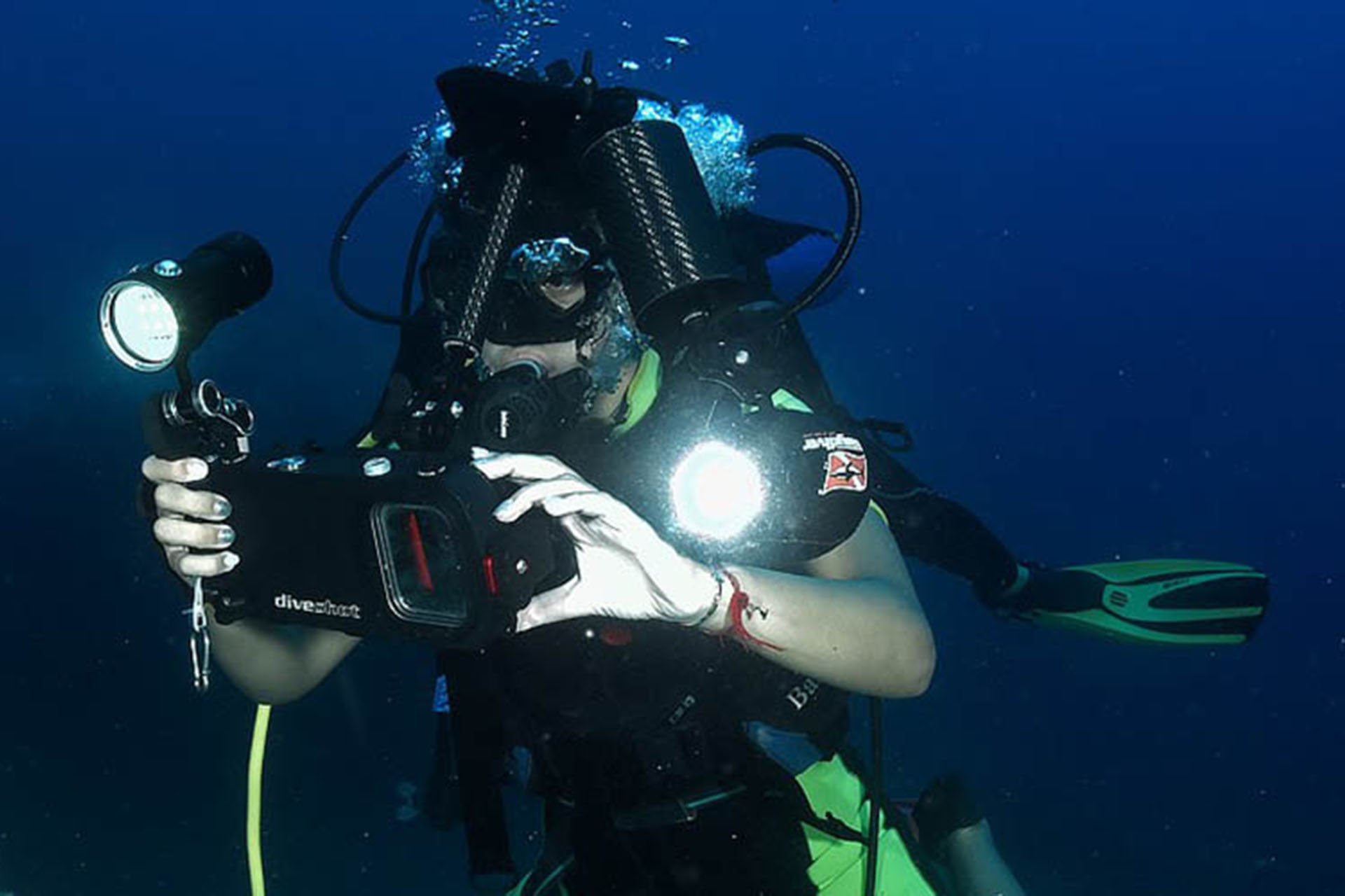 “Se ascolti il Mare”: arrivano gli smartphone sub!