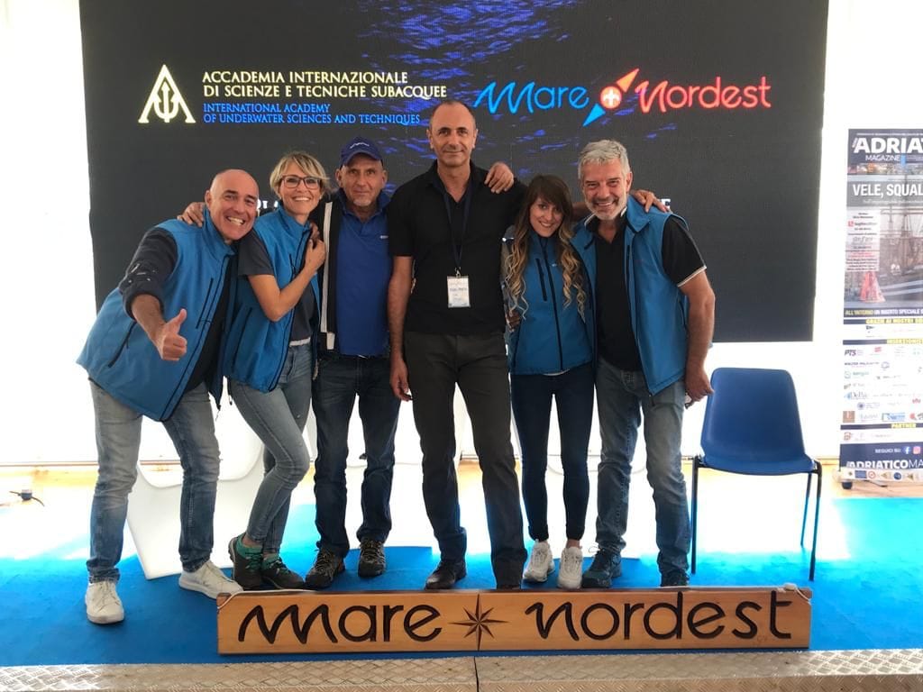 Staff di MNE, da sinistra: Roberto Bolelli, Monica Rana, Paolo Melis, Giusppe D'Iglio fotografo ufficiale di MNE e della Rassegna, Manuela Rizzo e Edoardo Nattelli