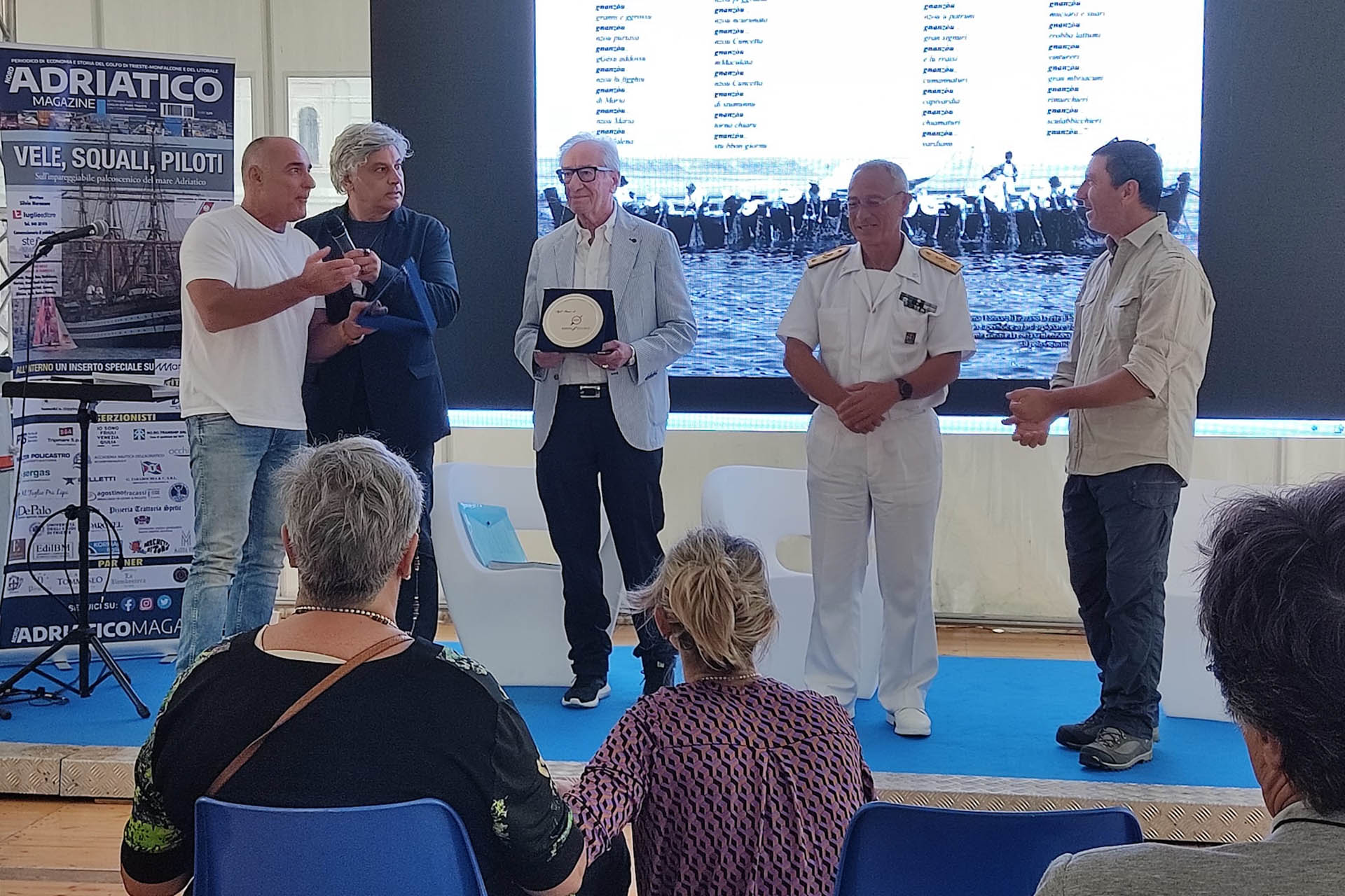 Presentazione del libro "Tonnare di ritorno", autore Fabio Morreale - il primo da destra - con verso sinistra l'Ammiraglio Luca Sancilio, l'Ing. Franco Cossutta, il presentatore Vincenzo Cardella e Roberto Bolelli patron di MNE