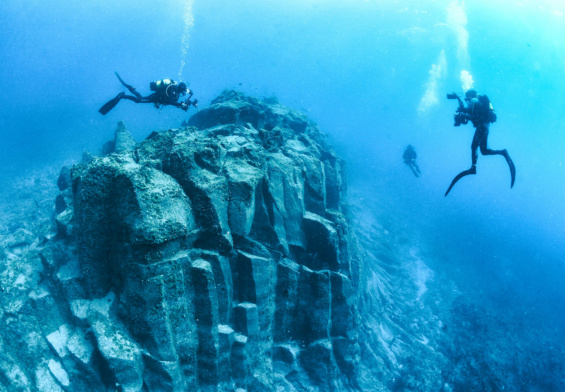 L'Isola dei guardiani di basalto